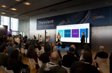 The Wave 2025 391
